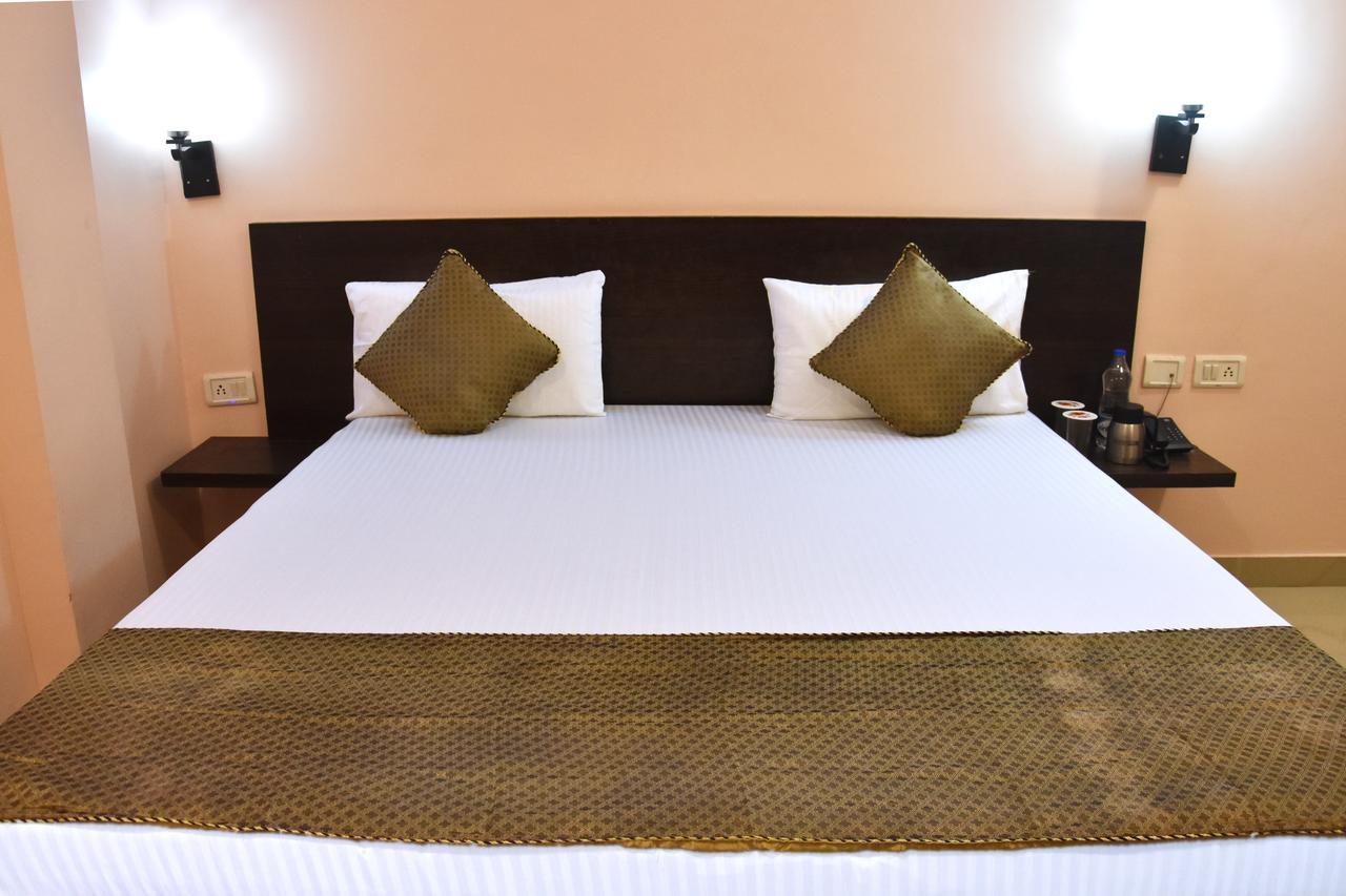 Munaro Hotels & Resorts Βαρανάσι Εξωτερικό φωτογραφία